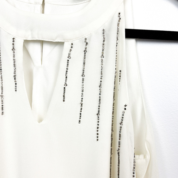 Sloane & Sadie Sleeveless White Beaded Blouse - Picture 5 of 10